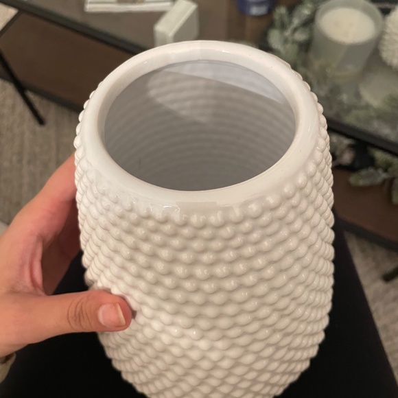 Home Decor Pieces - Picture 4 of 5